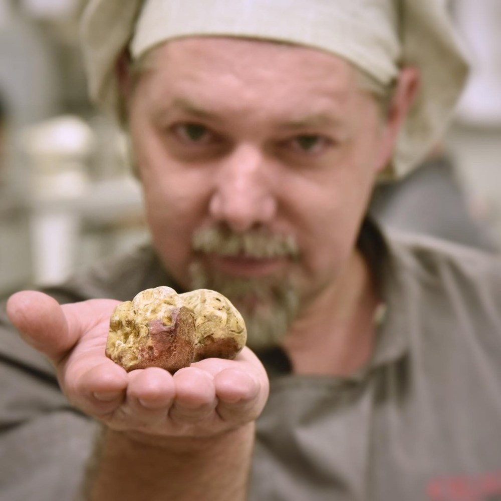 9BA68574-9E47-4CF4-9BCF-F50300FFFC7E